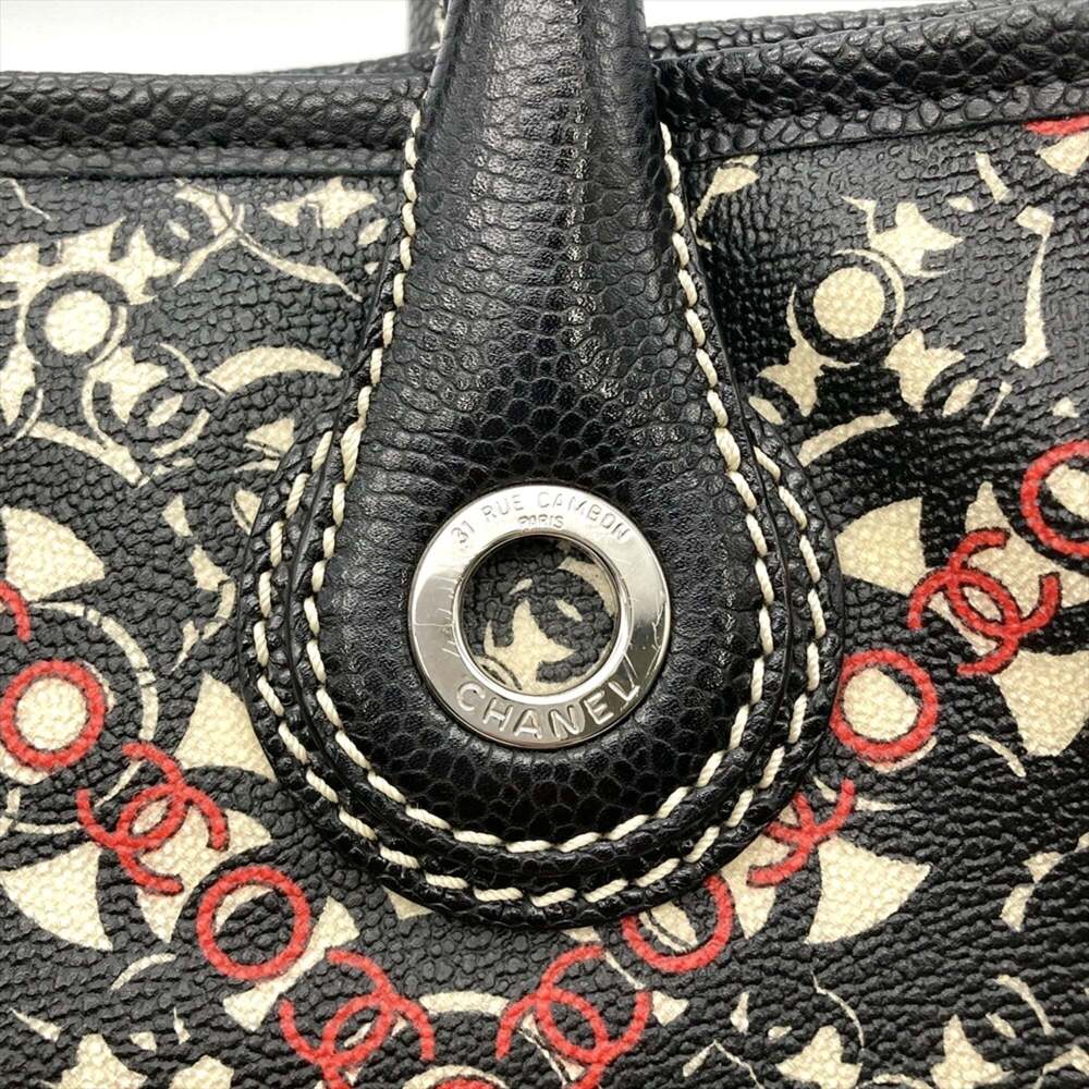 CHANEL Black Leather Tote Bag - Picture 6 of 12